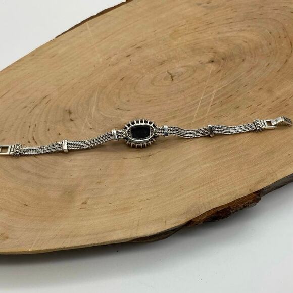 Vintage Multi strand sterling silver and Black onyx Bracelet - Picture 4 of 6